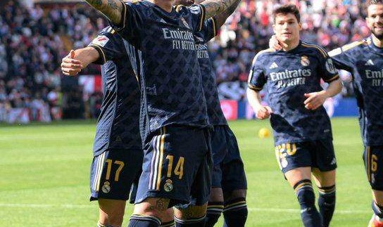 【西甲】卡马温加手球送点，巴列卡诺1-1十人皇马